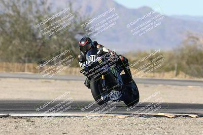 media/Dec-06-2025-CVMA (Sat) [[4a896cc04c]]/Race 4-Formula Middleweight/